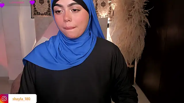 shayla 18 online show from 06/22/26, 10:40