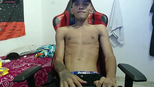 Snapshot of Elvergon-occoner chatting on 10/24/25, 01:46 Elvergon-occoner online show from 10/24/25, 01:46