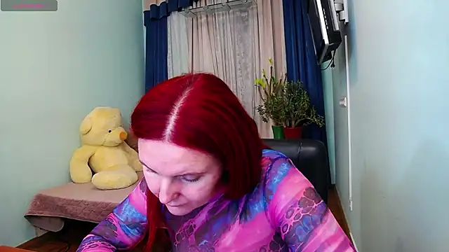 NikaLee online show from 12/06/24, 07:10