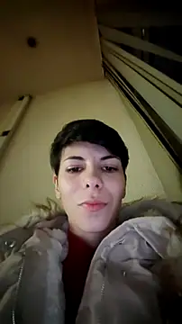 Snapshot of KylieLipa chatting on 12/02/24, 06:10 KylieLipa online show from 12/02/24, 06:10