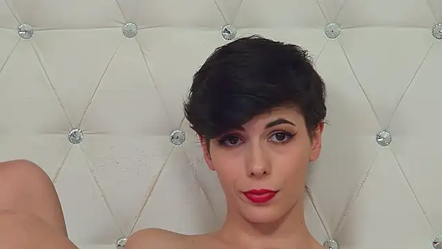 Snapshot of KylieLipa chatting on 01/21/25, 07:17 KylieLipa online show from 01/21/25, 07:17