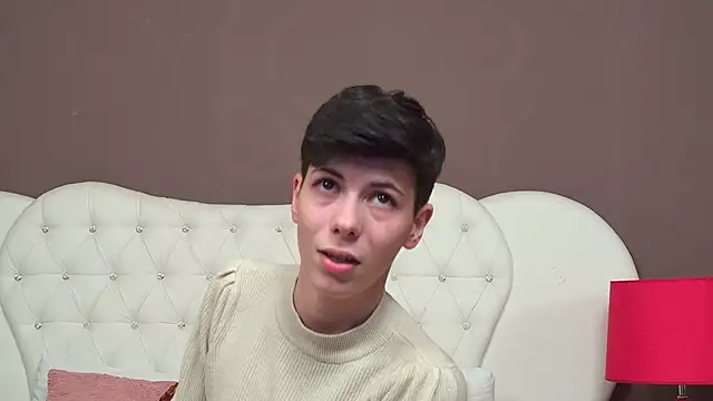 Snapshot of KylieLipa chatting on 01/30/25, 06:21 KylieLipa online show from 01/30/25, 06:21