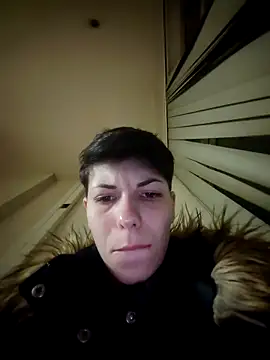 Snapshot of KylieLipa chatting on 02/04/25, 07:22 KylieLipa online show from 02/04/25, 07:22