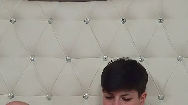 Snapshot of KylieLipa chatting on 02/08/25, 02:04 KylieLipa online show from 02/08/25, 02:04