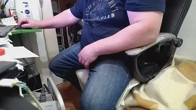 tipko123 online show from 10/15/25, 02:06