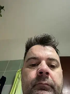 Snapshot of h4cAlex chatting on 12/15/24, 08:41 h4cAlex online show from 12/15/24, 08:41