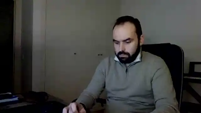 Snapshot of joaodias_97 chatting on 11/25/25, 05:46 joaodias 97 online show from 11/25/25, 05:46