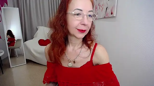 Snapshot of MrnMs_Smith chatting on 01/08/25, 09:32 MrnMs Smith online show from 01/08/25, 09:32