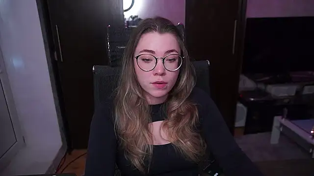 RemyCute online show from 06/19/26, 01:04