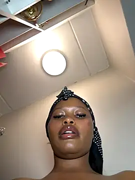 Snapshot of Neelo-Smith chatting on 11/14/25, 04:33 Neelo-Smith online show from 11/14/25, 04:33