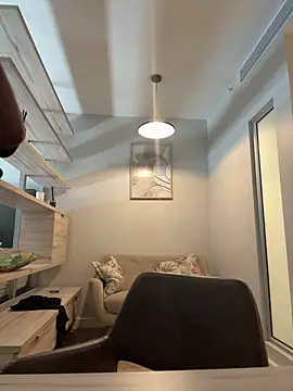 Snapshot of Neelo-Smith chatting on 12/18/25, 07:36 Neelo-Smith online show from 12/18/25, 07:36