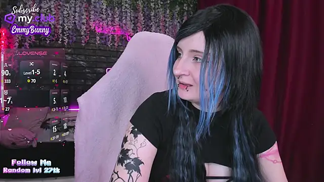 EmmyBunny online show from 02/25/25, 03:38