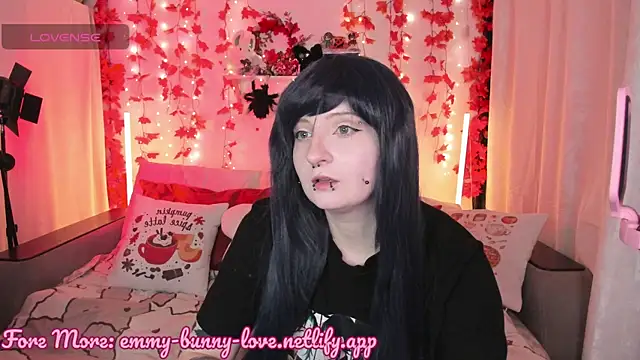 EmmyBunny online show from 09/26/25, 03:27