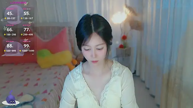 Aimee-520 online show from 06/04/26, 06:41
