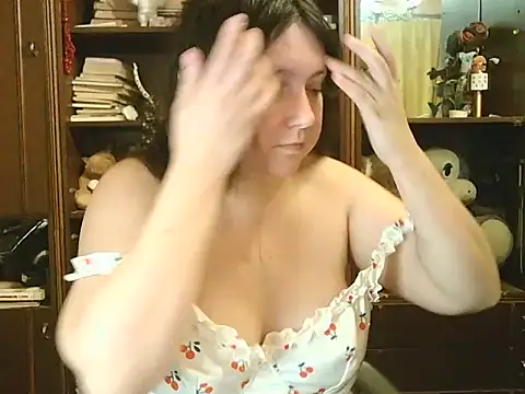 CarrieQPeach online show from 05/16/26, 07:23