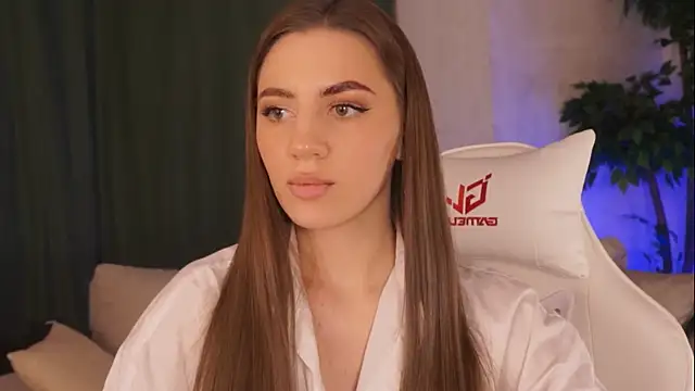 MaryHillty online show from 12/07/24, 03:08