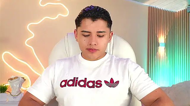 MatiasKorn online show from 06/25/26, 06:18