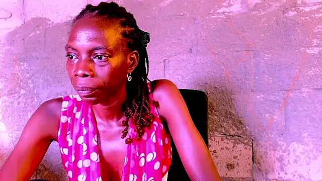 Snapshot of nzanizy chatting on 01/05/25, 04:16 nzanizy online show from 01/05/25, 04:16