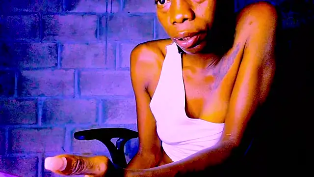 Snapshot of nzanizy chatting on 01/23/25, 08:13 nzanizy online show from 01/23/25, 08:13