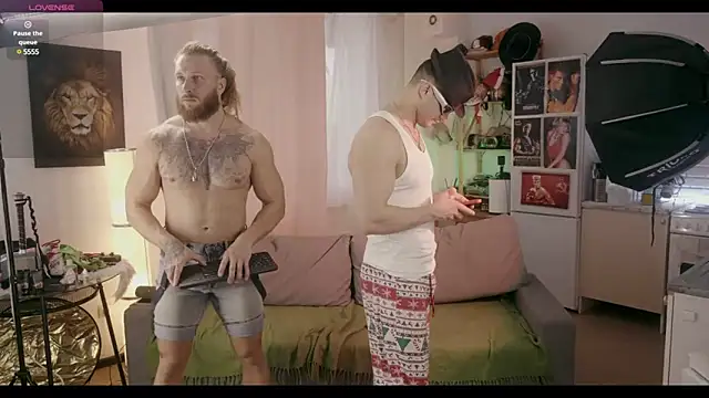 Snapshot of rusbigpaul chatting on 02/02/25, 12:02 rusbigpaul online show from 02/02/25, 12:02