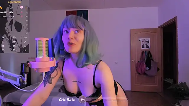 cyber whore  online show from 09/17/25, 03:24