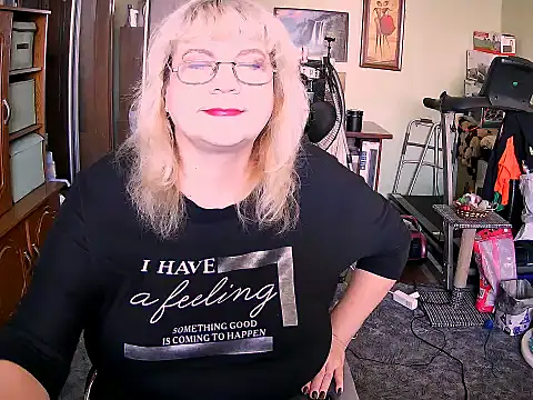 LOLA8888 online show from 09/19/25, 10:27