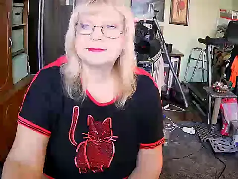 LOLA8888 online show from 09/26/25, 11:14