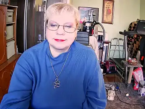 LOLA8888 online show from 10/13/25, 10:59