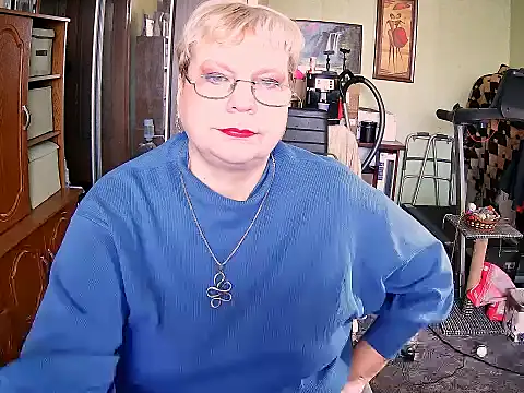 LOLA8888 online show from 10/14/25, 10:38