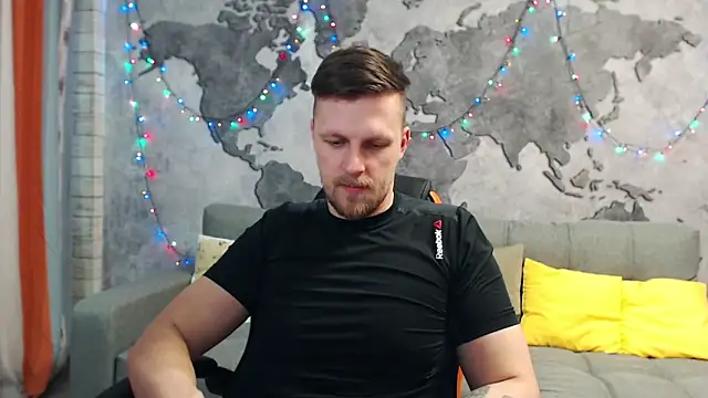 Snapshot of VikingChrisss chatting on 01/12/25, 10:45 VikingChrisss online show from 01/12/25, 10:45