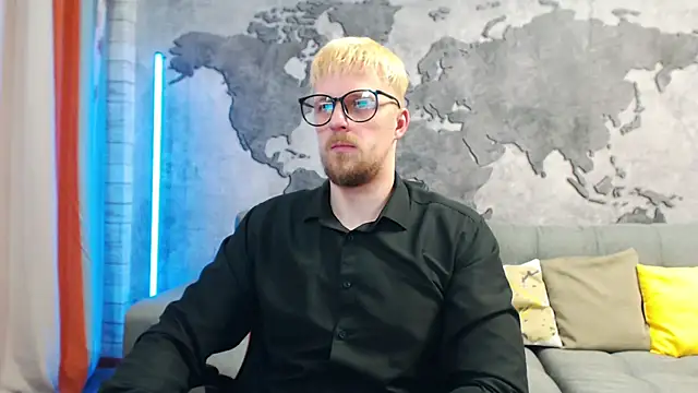 Snapshot of VikingChrisss chatting on 01/28/25, 11:17 VikingChrisss online show from 01/28/25, 11:17