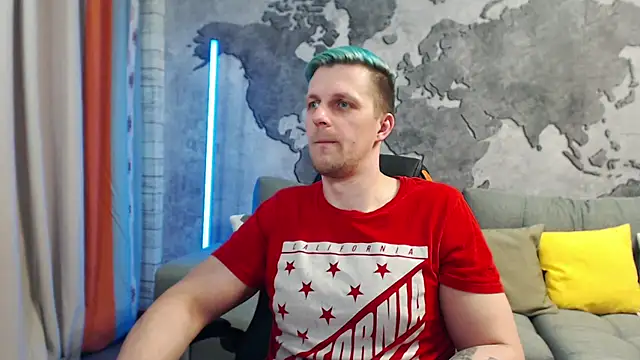 Snapshot of VikingChrisss chatting on 03/08/25, 01:14 VikingChrisss online show from 03/08/25, 01:14