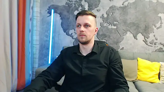 Snapshot of VikingChrisss chatting on 03/22/25, 12:35 VikingChrisss online show from 03/22/25, 12:35