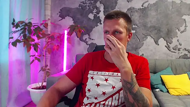 Snapshot of VikingChrisss chatting on 10/05/25, 09:40 VikingChrisss online show from 10/05/25, 09:40