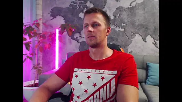 Snapshot of VikingChrisss chatting on 10/07/25, 10:01 VikingChrisss online show from 10/07/25, 10:01