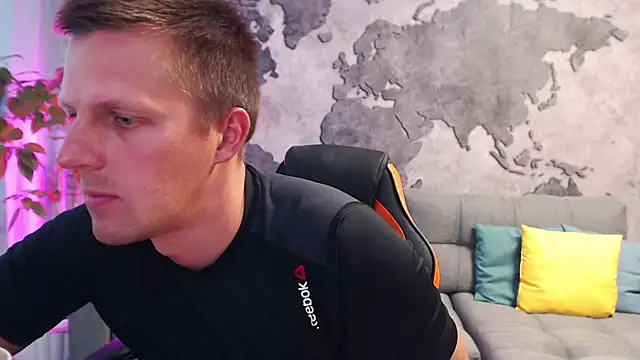 Snapshot of VikingChrisss chatting on 10/11/25, 09:08 VikingChrisss online show from 10/11/25, 09:08