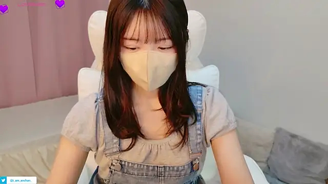 anchan  online show from 07/18/26, 12:53