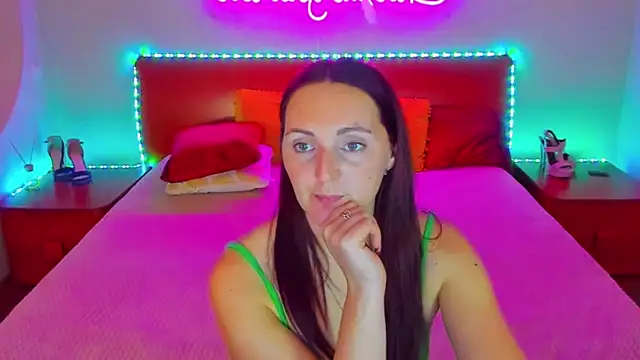 MagicEyess online show from 12/13/24, 02:16