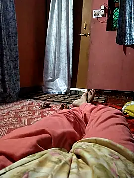 Snapshot of ohana143 chatting on 02/17/25, 12:16 ohana143 online show from 02/17/25, 12:16