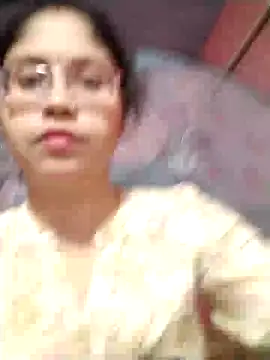 Snapshot of ohana143 chatting on 03/09/25, 12:53 ohana143 online show from 03/09/25, 12:53