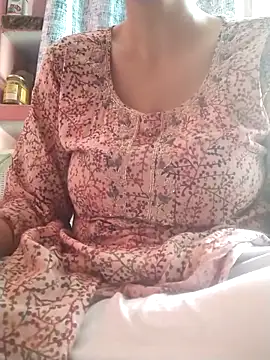 Snapshot of ohana143 chatting on 03/18/25, 06:57 ohana143 online show from 03/18/25, 06:57