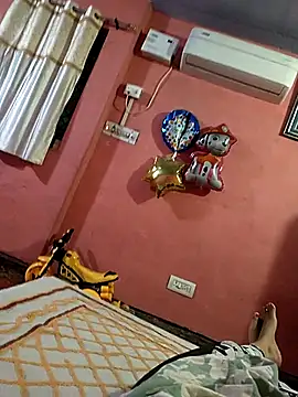 Snapshot of ohana143 chatting on 11/09/25, 12:03 ohana143 online show from 11/09/25, 12:03