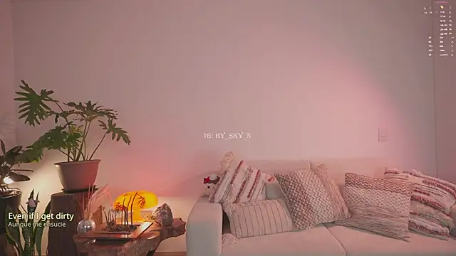 ninaa sky online show from 07/10/26, 10:45