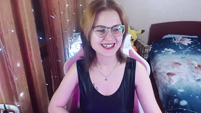 MissBrightShine online show from 12/26/24, 06:12