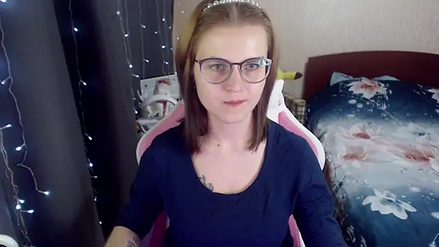 MissBrightShine online show from 01/09/25, 01:02