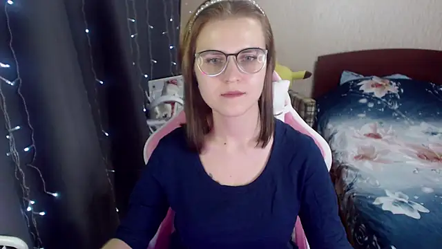 MissBrightShine online show from 01/09/25, 04:06