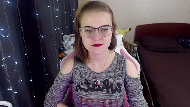 MissBrightShine online show from 01/15/25, 09:45