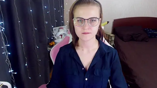 MissBrightShine online show from 01/18/25, 10:06