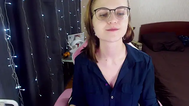 MissBrightShine online show from 01/18/25, 04:10