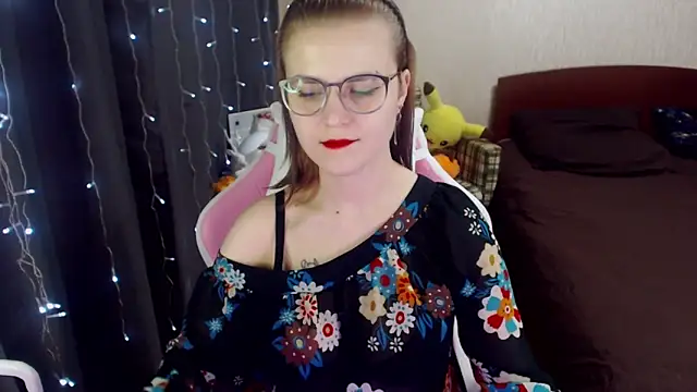 MissBrightShine online show from 01/22/25, 12:49